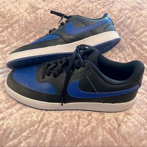 Mens Nike Court Vision Low Sneakers Size 11.5